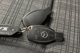 valkoinen Mercedes-Benz Vito 2020 kuva 23.