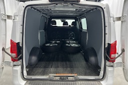 valkoinen Mercedes-Benz Vito 2020 kuva 12.