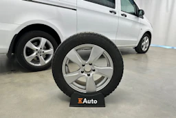 valkoinen Mercedes-Benz Vito 2020 kuva 30.