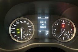 valkoinen Mercedes-Benz Vito 2020 kuva 20.