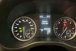 valkoinen Mercedes-Benz Vito 2020 kuva 21.