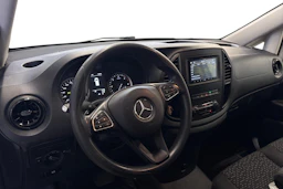 valkoinen Mercedes-Benz Vito 2020 kuva 3.