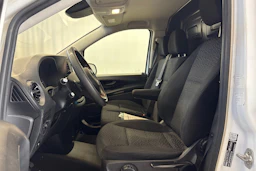 valkoinen Mercedes-Benz Vito 2020 kuva 4.