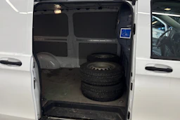 valkoinen Mercedes-Benz Vito 2020 kuva 7.