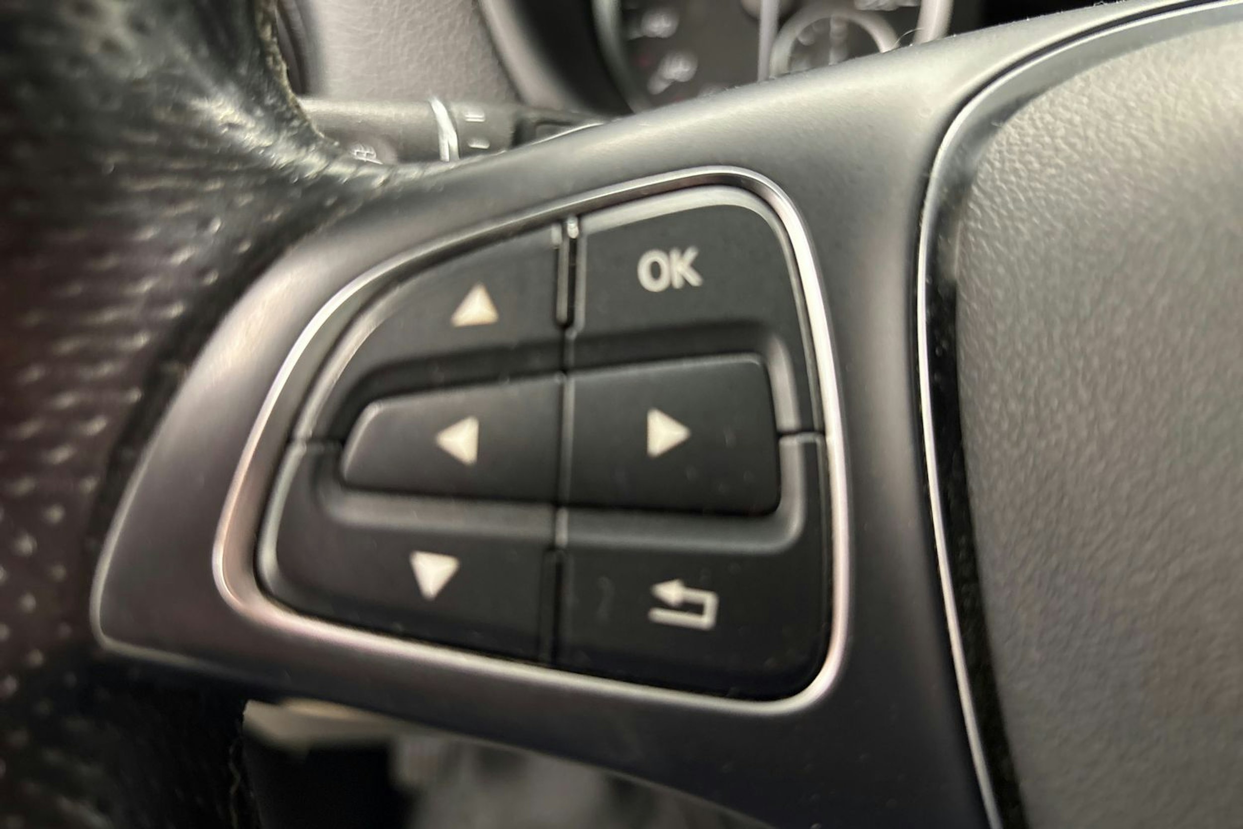 musta Mercedes-Benz Vito 2020 kuva 19.