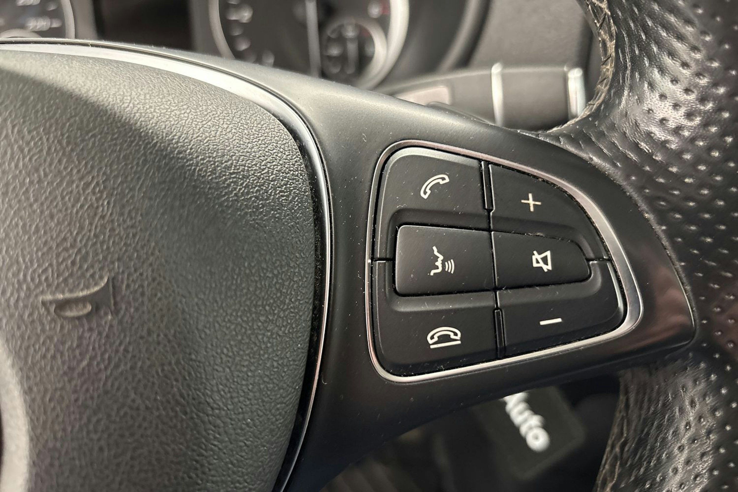 musta Mercedes-Benz Vito 2020 kuva 20.