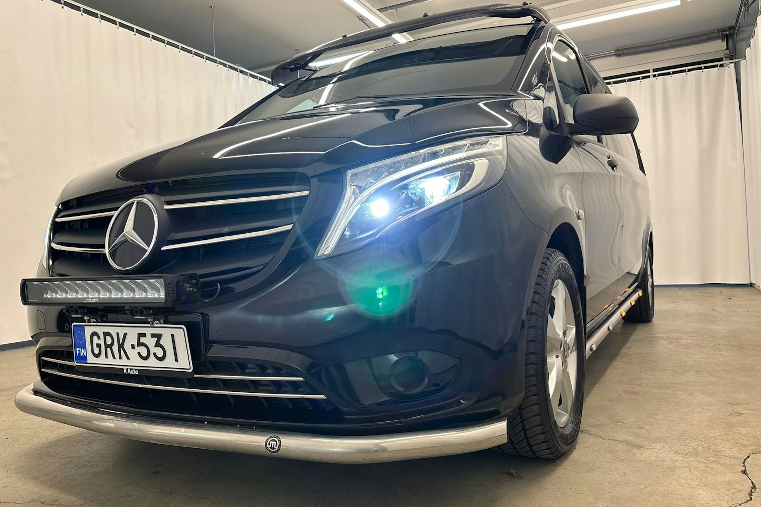 musta Mercedes-Benz Vito 2020 kuva 32.