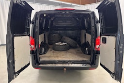 musta Mercedes-Benz Vito 2020 kuva 15.