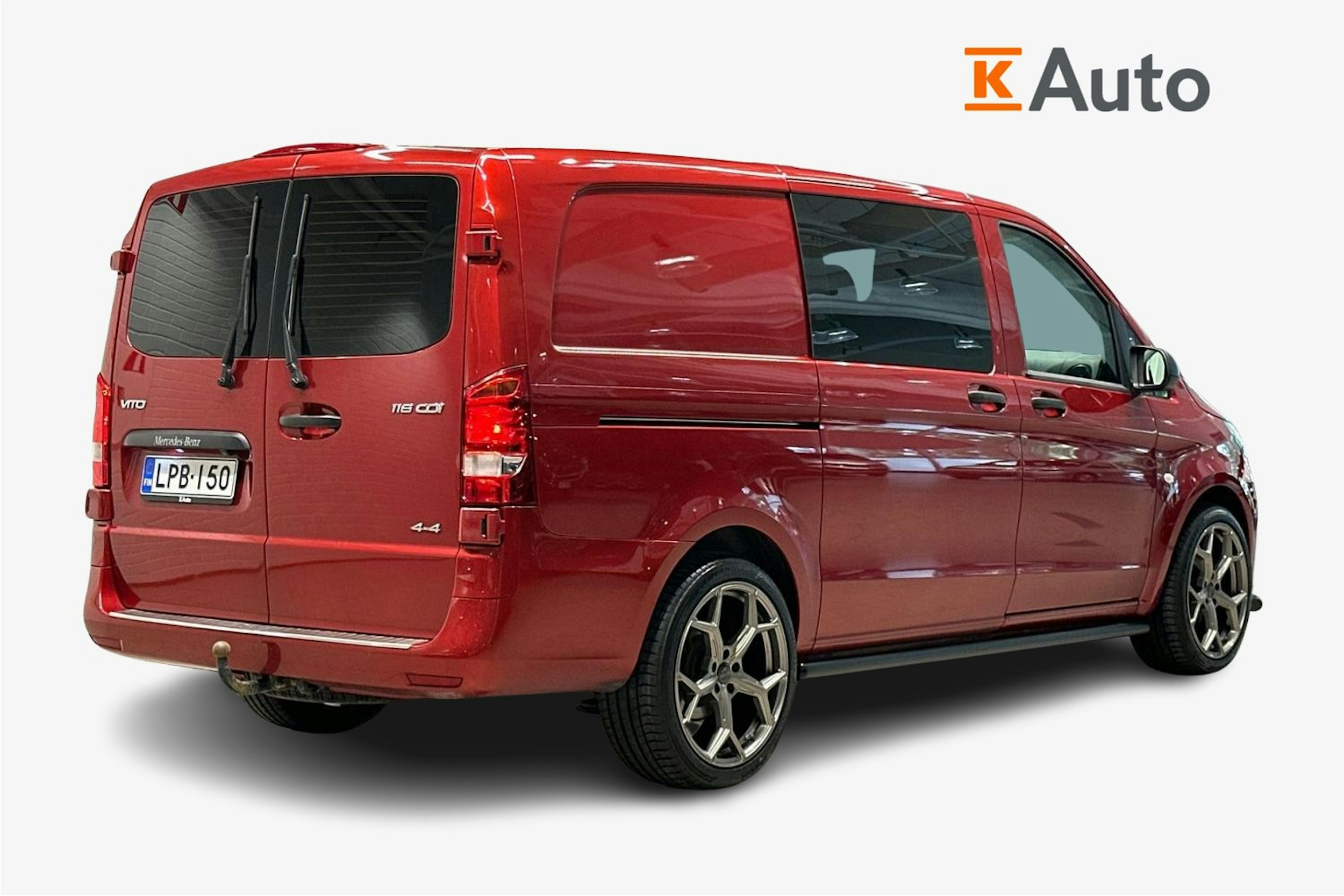 punainen Mercedes-Benz Vito 2020 kuva 2.