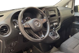 valkoinen Mercedes-Benz Vito 2020 kuva 9.