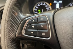 valkoinen Mercedes-Benz Vito 2020 kuva 19.