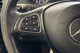 sininen Mercedes-Benz Vito 2020 kuva 11.