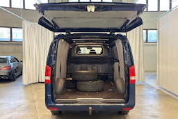 sininen Mercedes-Benz Vito 2020 kuva 17.