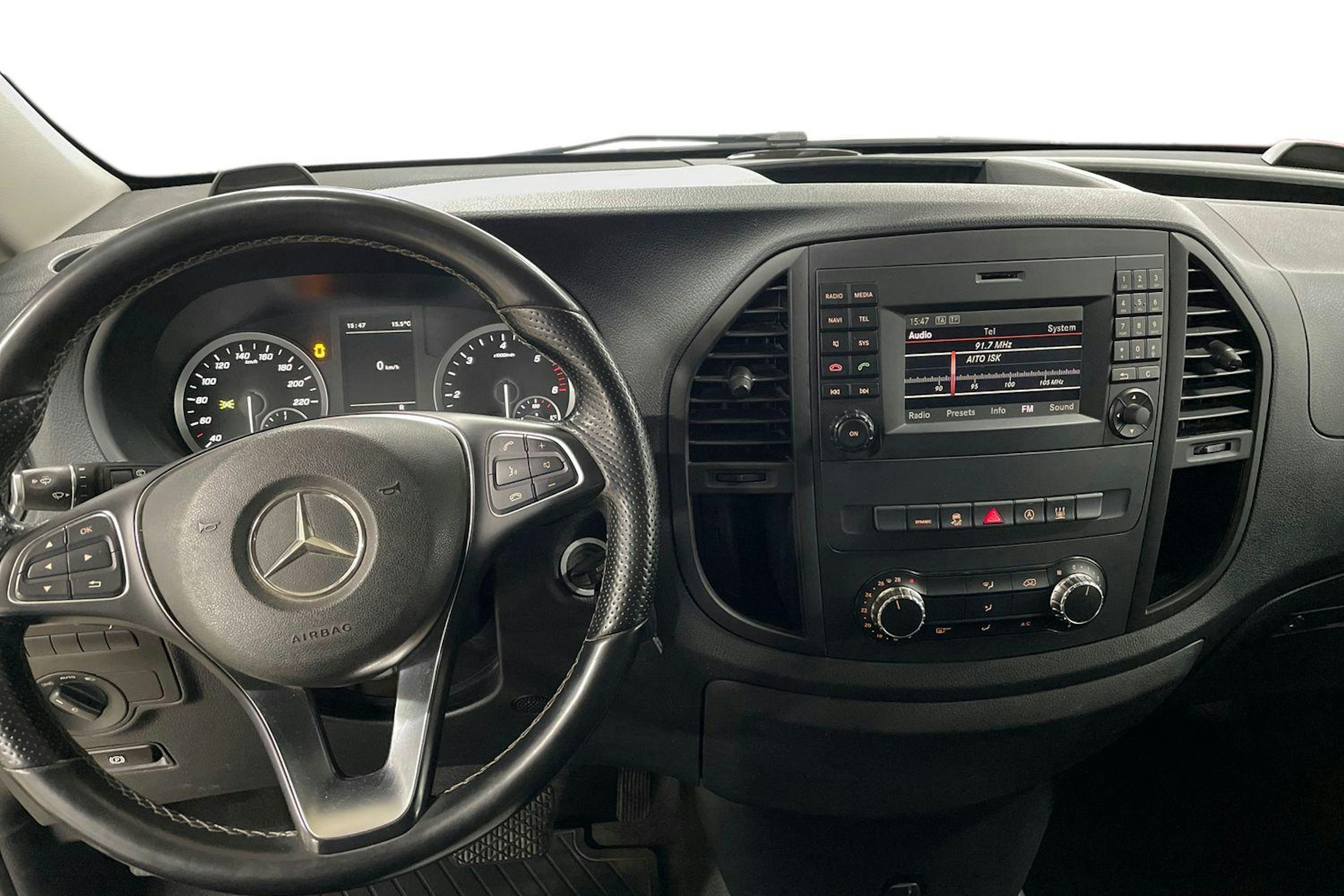 Valkoinen Mercedes-Benz VITO 2020 kuva 7.