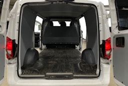 Valkoinen Mercedes-Benz VITO 2020 kuva 8.