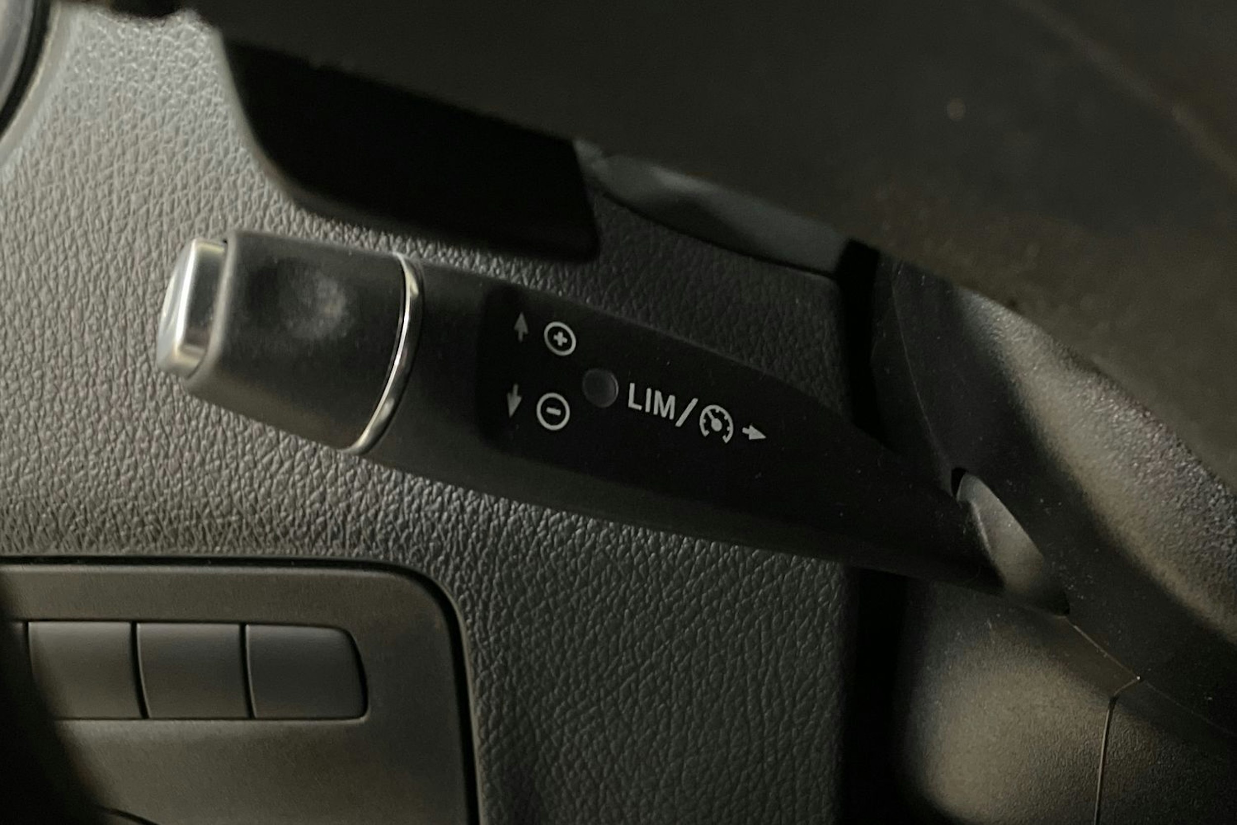 Valkoinen Mercedes-Benz VITO 2020 kuva 15.