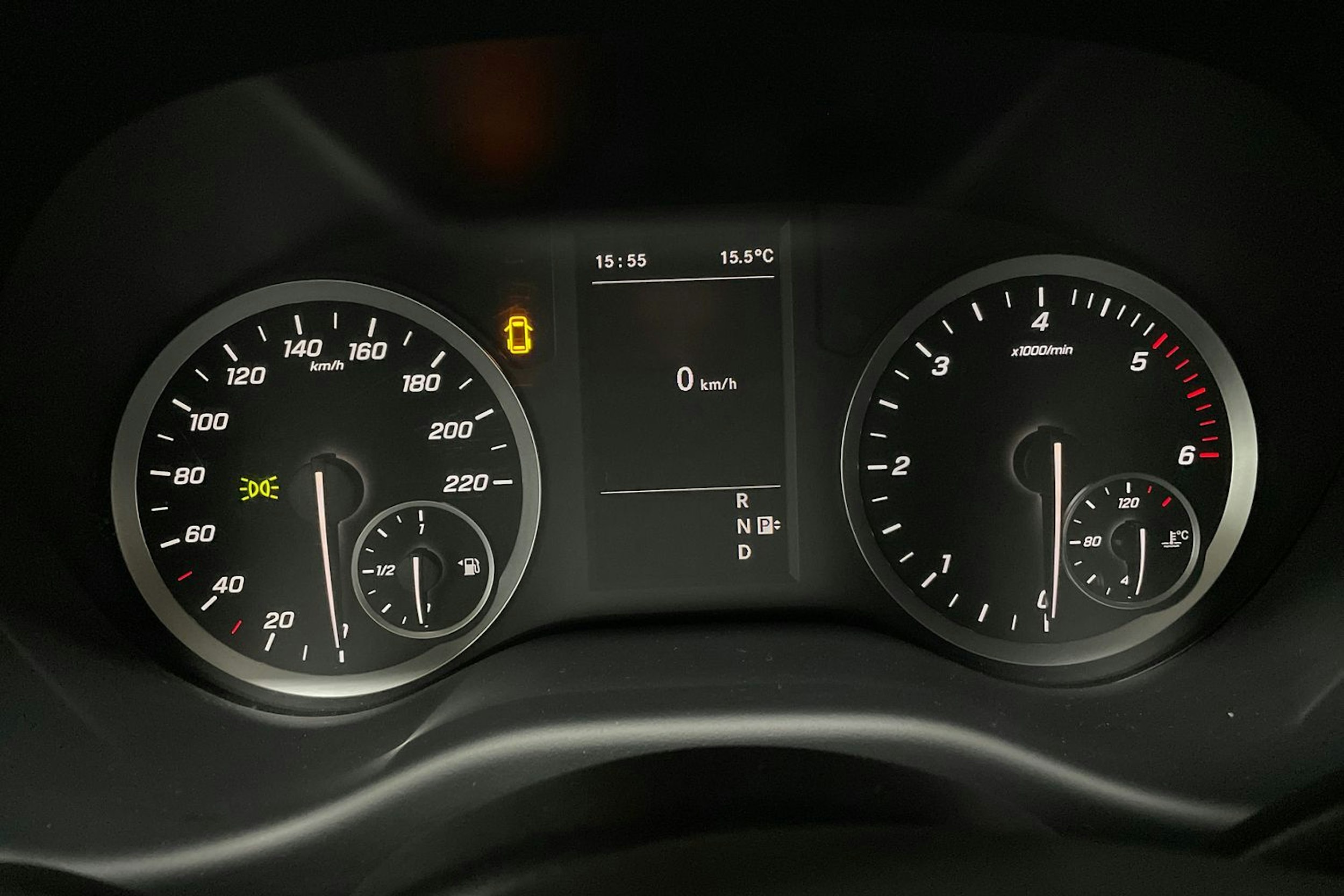 Valkoinen Mercedes-Benz VITO 2020 kuva 16.