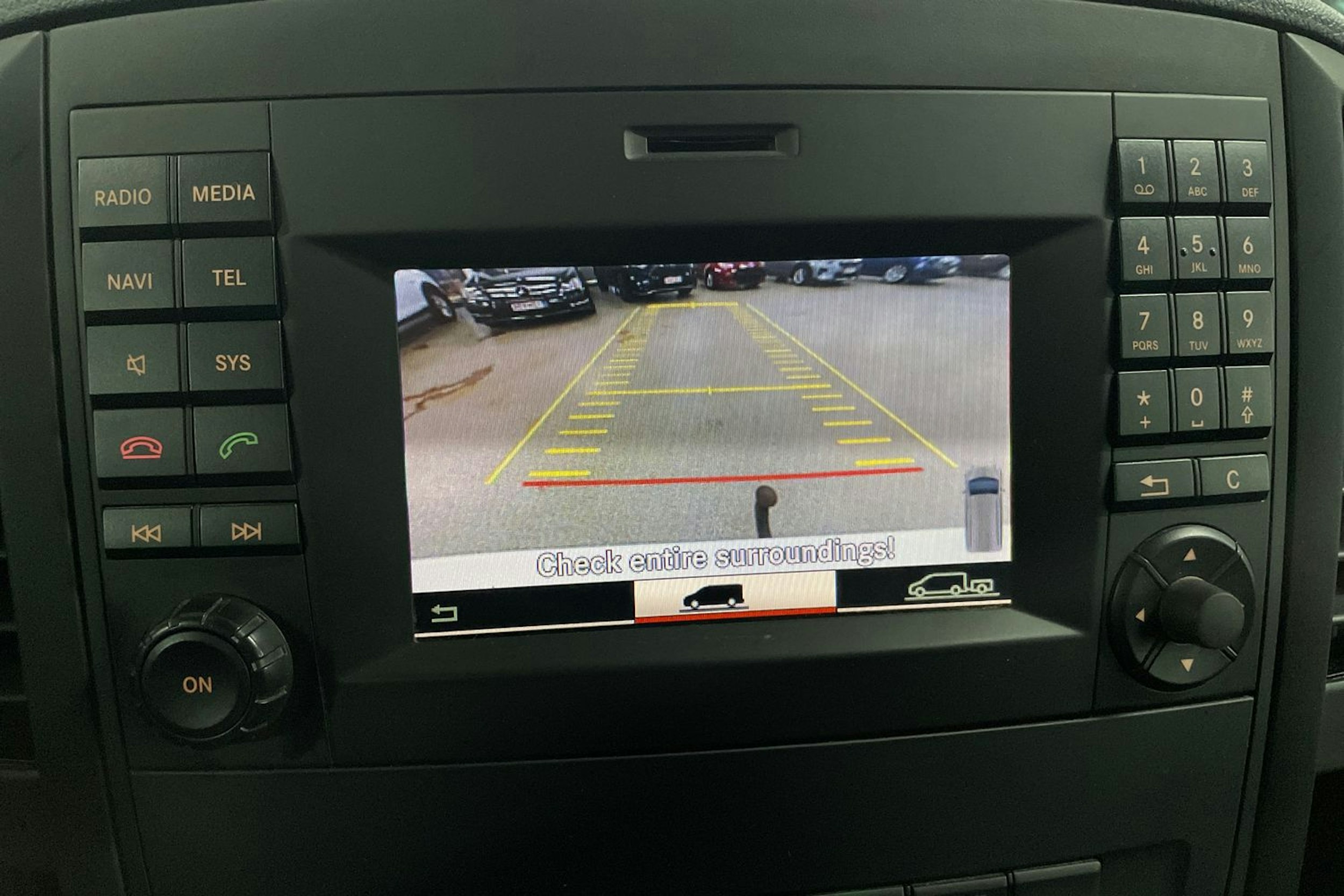 Valkoinen Mercedes-Benz VITO 2020 kuva 18.