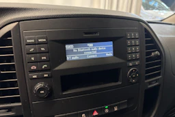 sininen Mercedes-Benz Vito 2020 kuva 13.