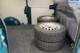 vihreä Mercedes-Benz Vito 2020 kuva 9.