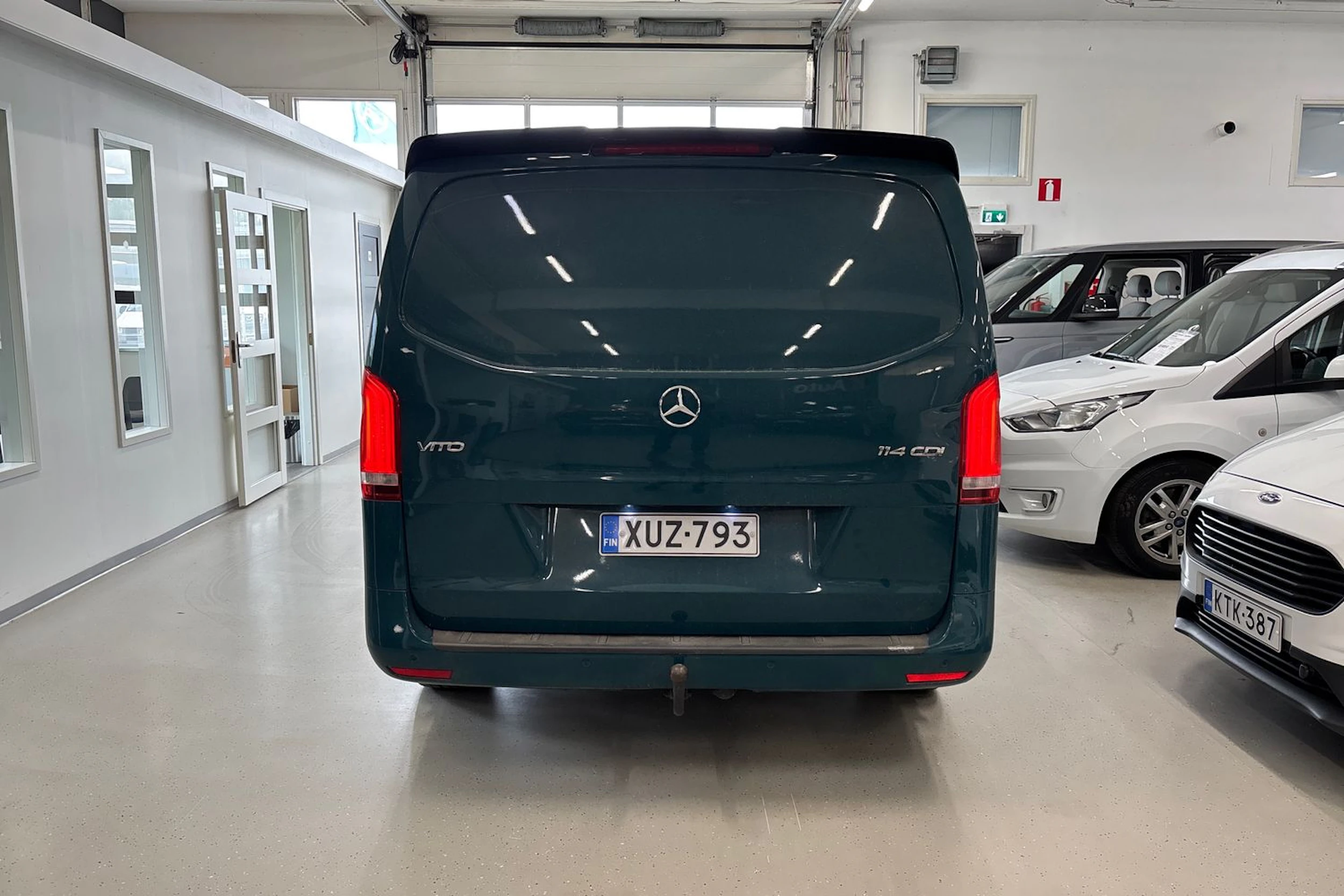 vihreä Mercedes-Benz Vito 2020 kuva 11.