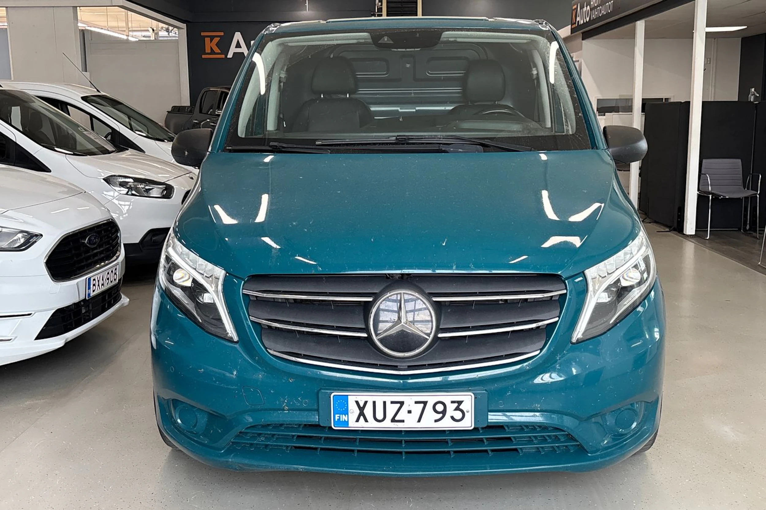 vihreä Mercedes-Benz Vito 2020 kuva 12.