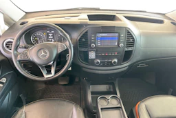 Valkoinen Mercedes-Benz VITO 2020 kuva 9.