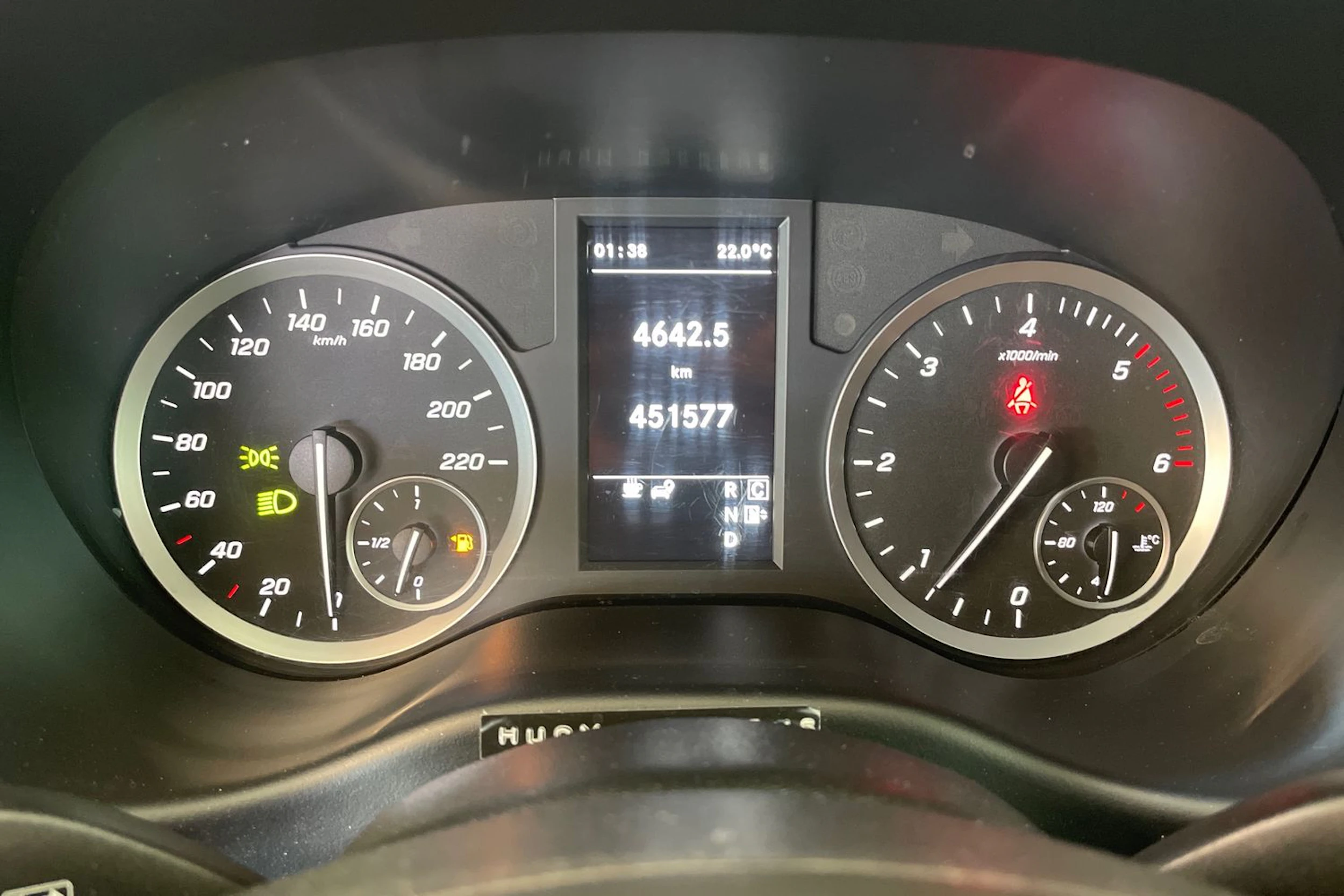 Valkoinen Mercedes-Benz VITO 2020 kuva 13.