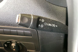 Valkoinen Mercedes-Benz VITO 2020 kuva 17.