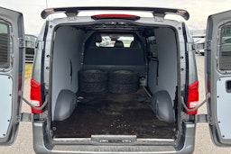 Harmaa Mercedes-Benz VITO 2020 kuva 19.