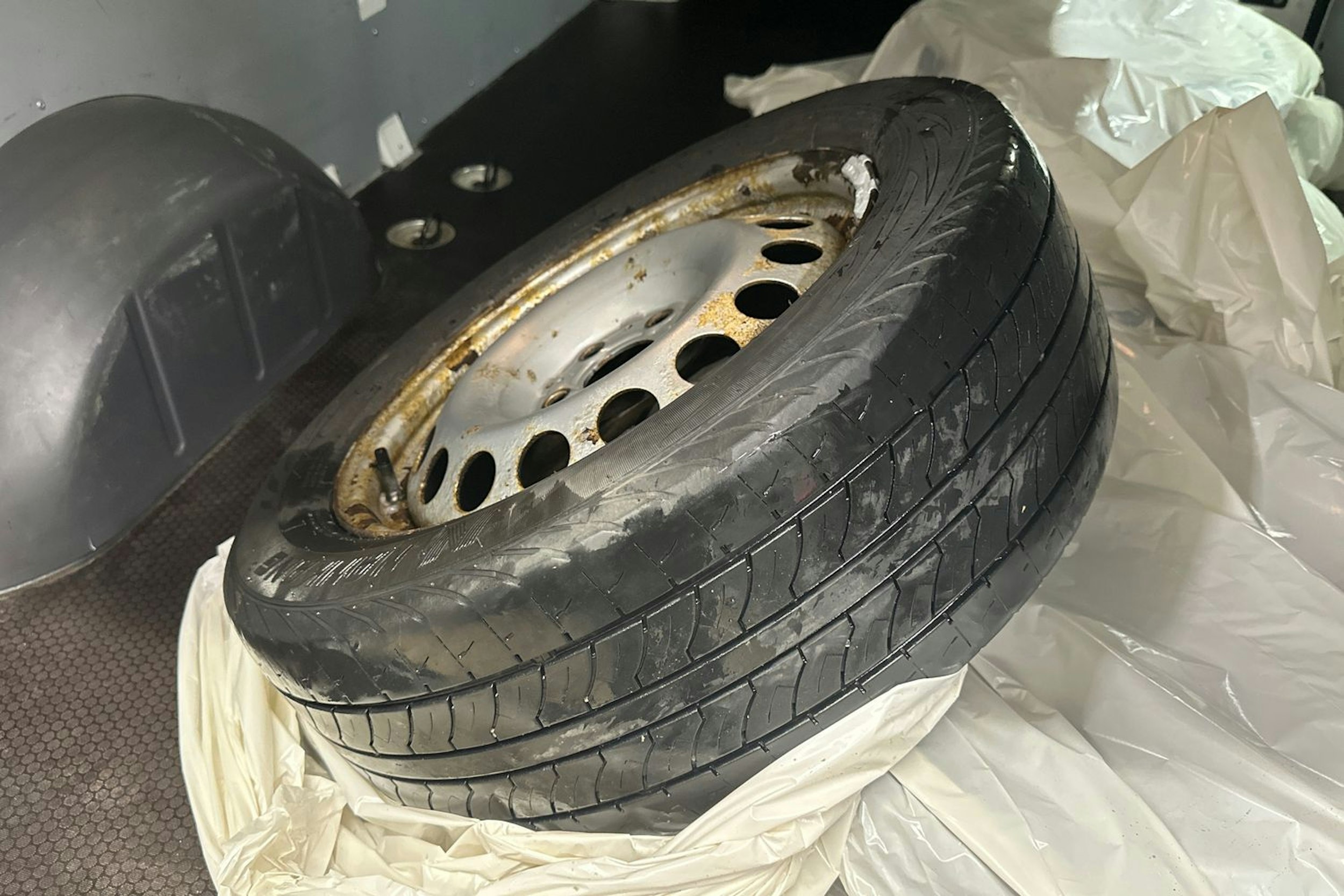 valkoinen Mercedes-Benz Vito 2020 kuva 10.