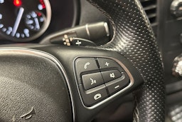 valkoinen Mercedes-Benz Vito 2020 kuva 15.