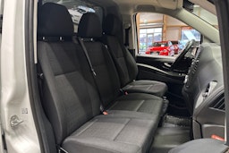valkoinen Mercedes-Benz Vito 2020 kuva 20.