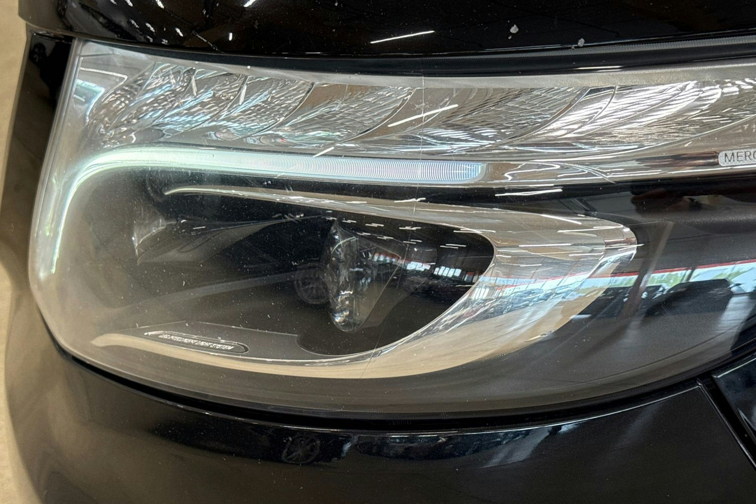 musta Mercedes-Benz Vito 2020 kuva 25.