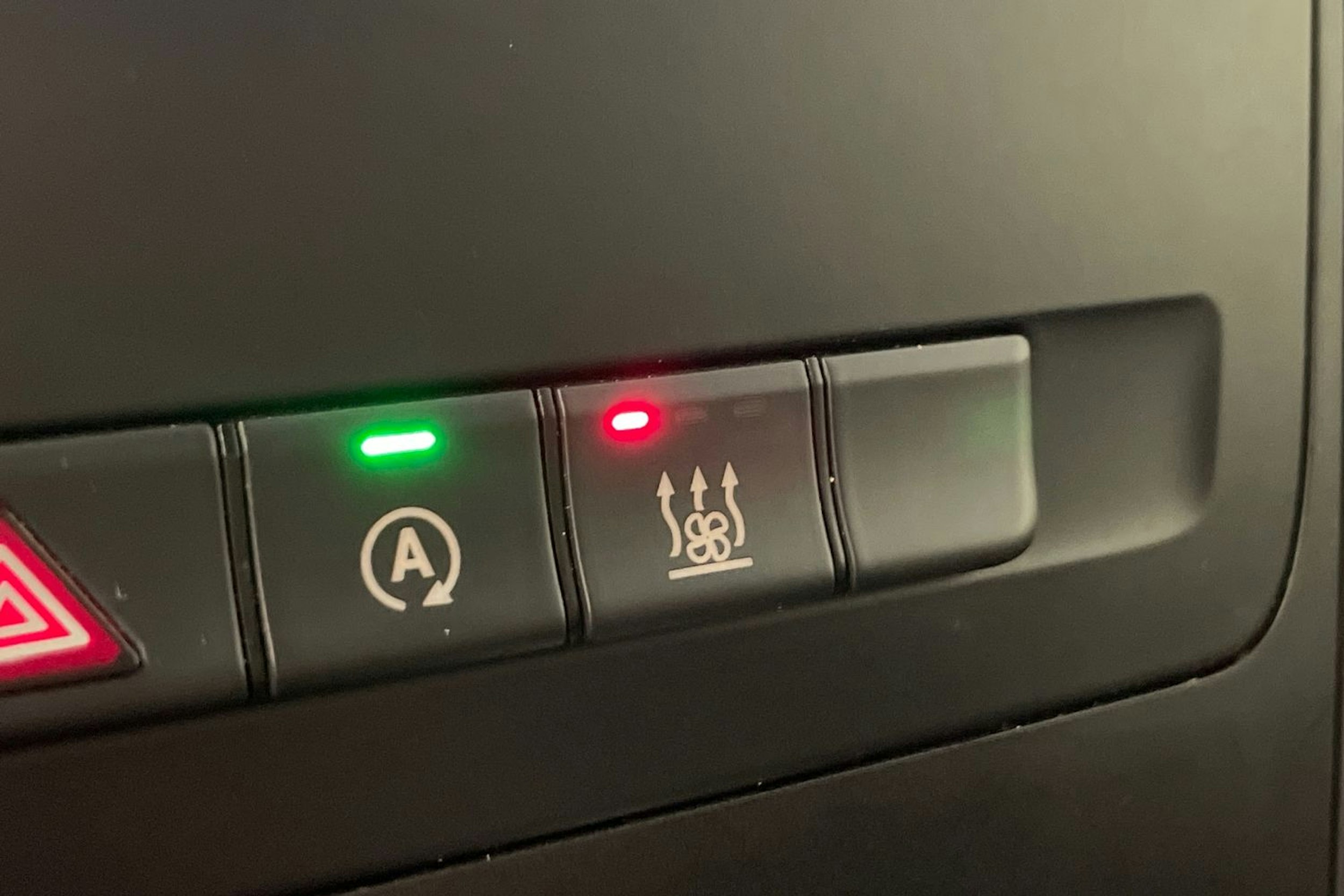 valkoinen Mercedes-Benz Vito 2020 kuva 26.