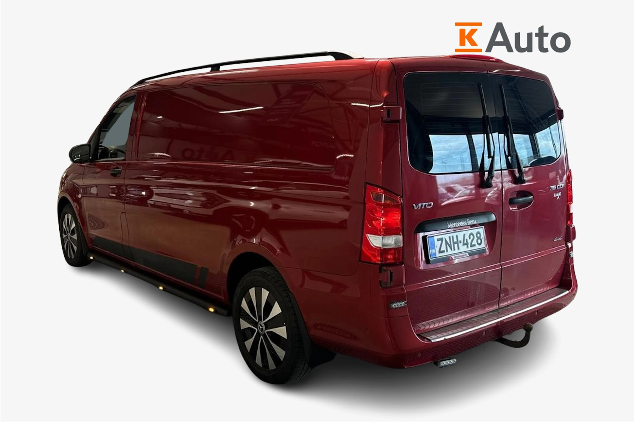 punainen Mercedes-Benz Vito 2020 kuva 2.