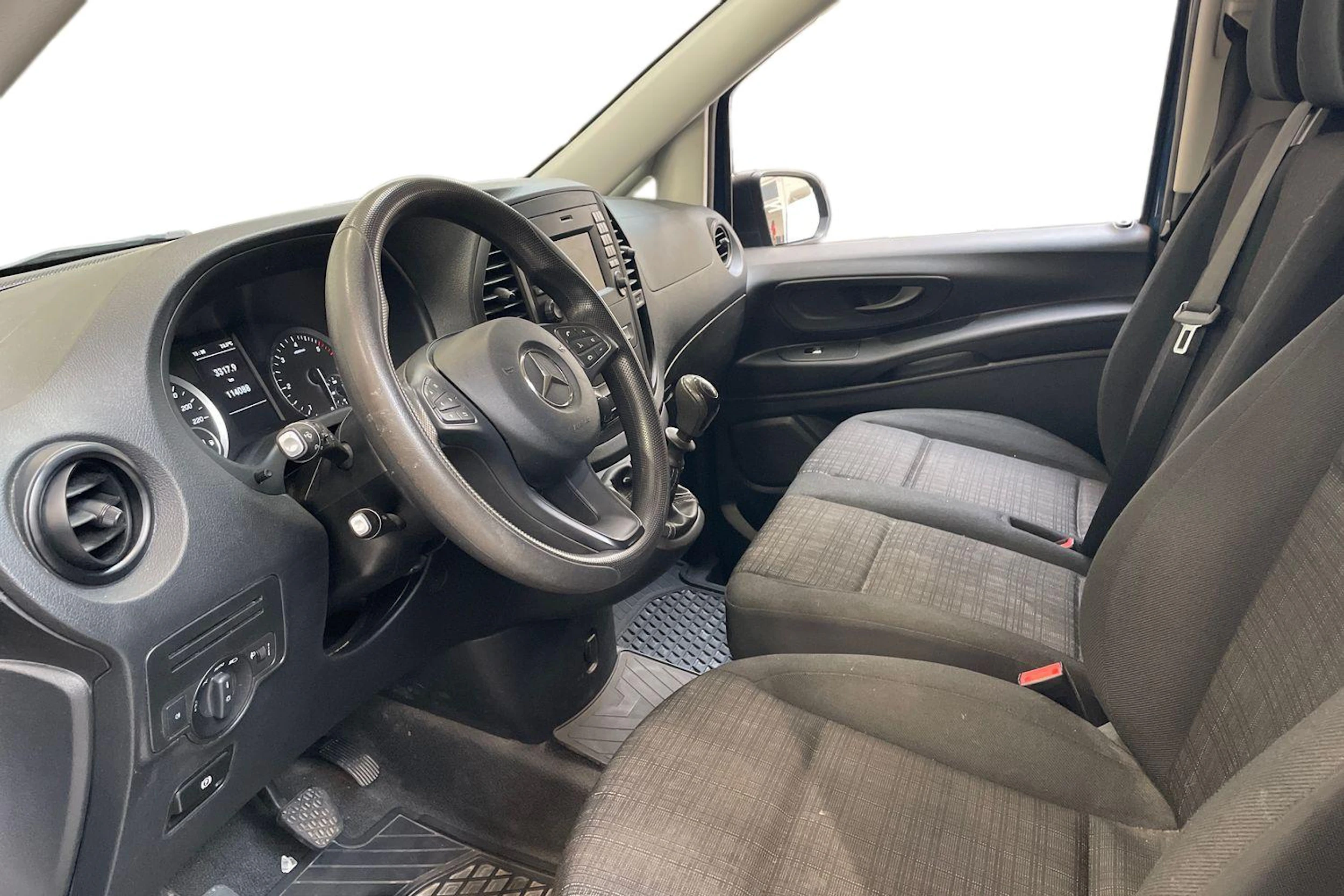 Sininen Mercedes-Benz VITO 2020 kuva 3.