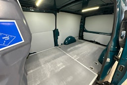 vihreä Mercedes-Benz Vito 2021 kuva 18.