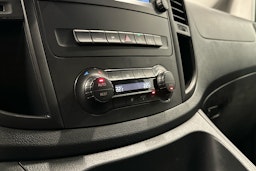 vihreä Mercedes-Benz Vito 2021 kuva 15.