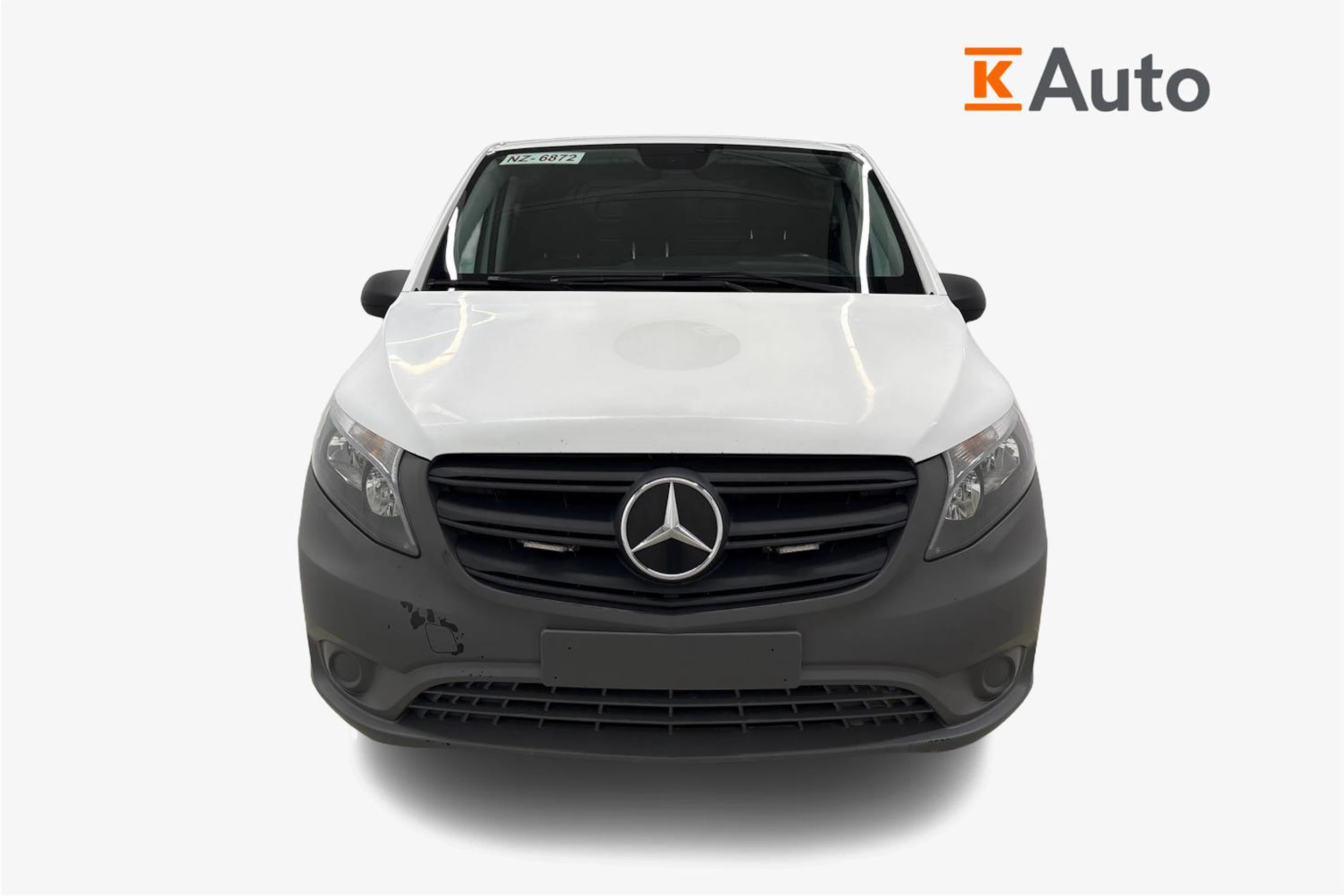 valkoinen Mercedes-Benz Vito 2021 kuva 4.