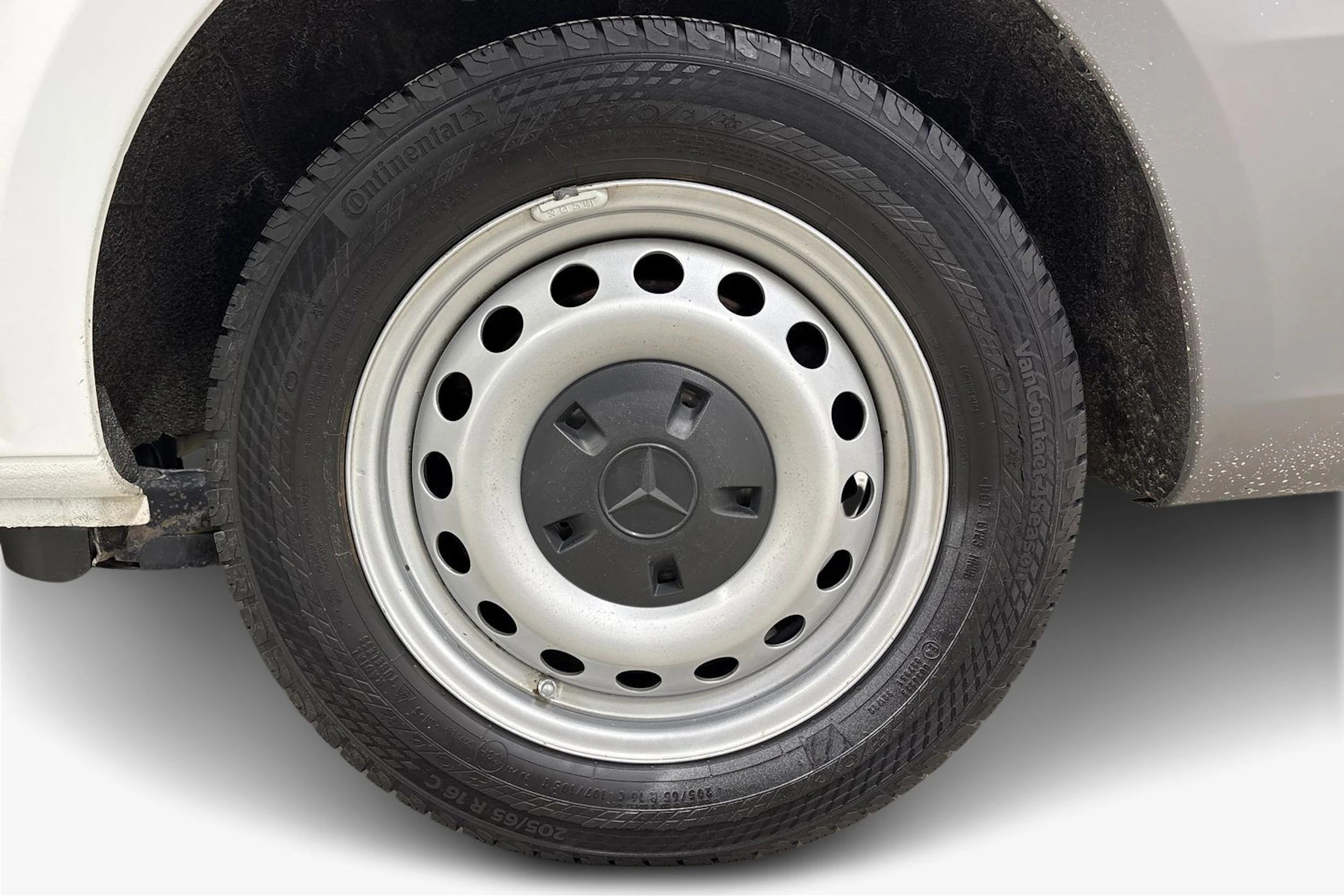 valkoinen Mercedes-Benz Vito 2021 kuva 9.