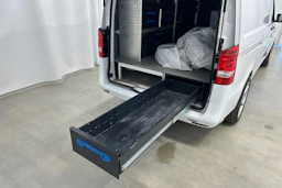valkoinen Mercedes-Benz Vito 2021 kuva 31.
