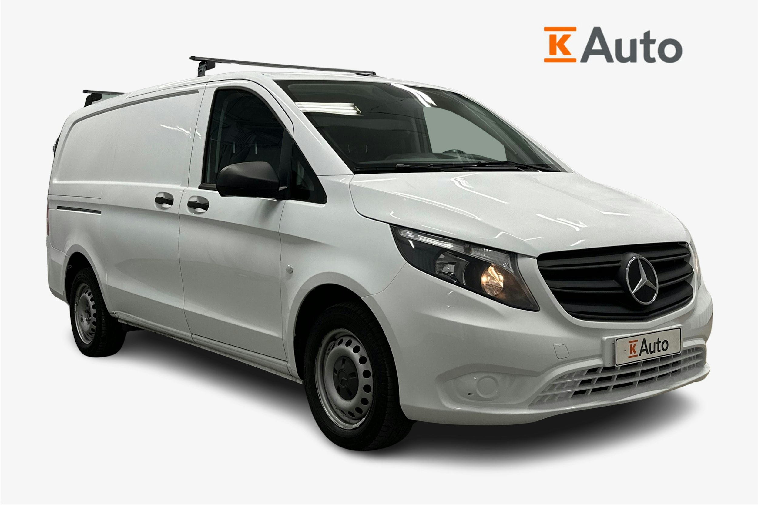 valkoinen Mercedes-Benz Vito 2021 kuva 1.