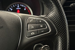 valkoinen Mercedes-Benz Vito 2021 kuva 14.