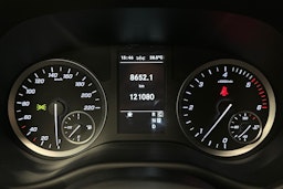 valkoinen Mercedes-Benz Vito 2021 kuva 16.