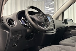 valkoinen Mercedes-Benz Vito 2021 kuva 6.