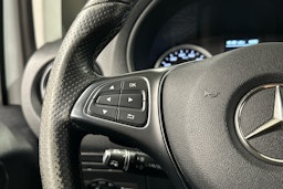 valkoinen Mercedes-Benz Vito 2021 kuva 12.