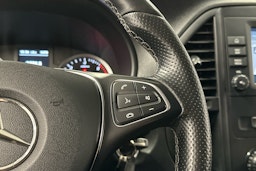 valkoinen Mercedes-Benz Vito 2021 kuva 13.