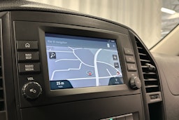 valkoinen Mercedes-Benz Vito 2021 kuva 16.