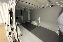 valkoinen Mercedes-Benz Vito 2021 kuva 22.